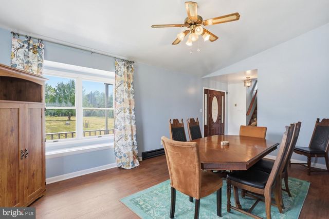 598 WHITE OAKS DR, Martinsburg, WV 25404