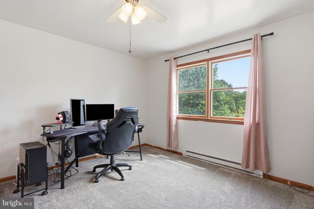 598 WHITE OAKS DR, Martinsburg, WV 25404
