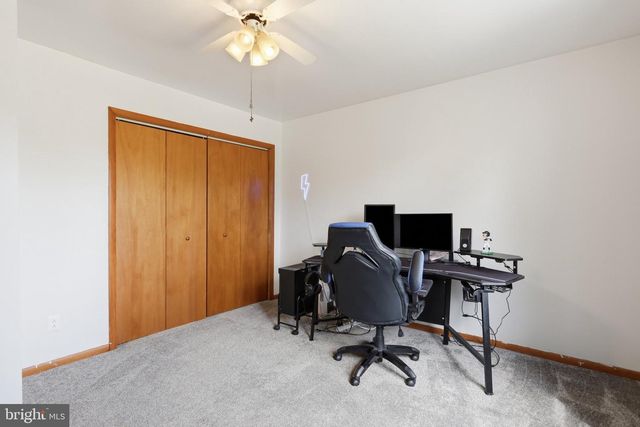 598 WHITE OAKS DR, Martinsburg, WV 25404
