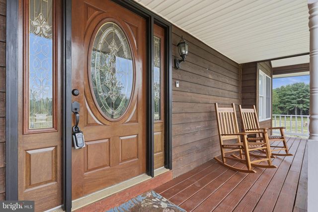 598 WHITE OAKS DR, Martinsburg, WV 25404