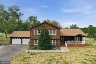 598 WHITE OAKS DR, Martinsburg, WV 25404