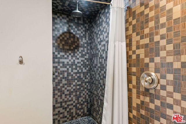 1746 N Hudson Avenue, Los Angeles, CA 90028