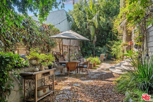 1746 N Hudson Avenue, Los Angeles, CA 90028