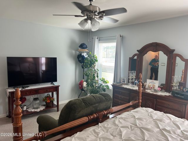 64 Whisperwood Lane, Ocean Springs, MS 39564