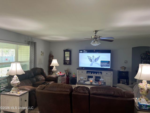 64 Whisperwood Lane, Ocean Springs, MS 39564