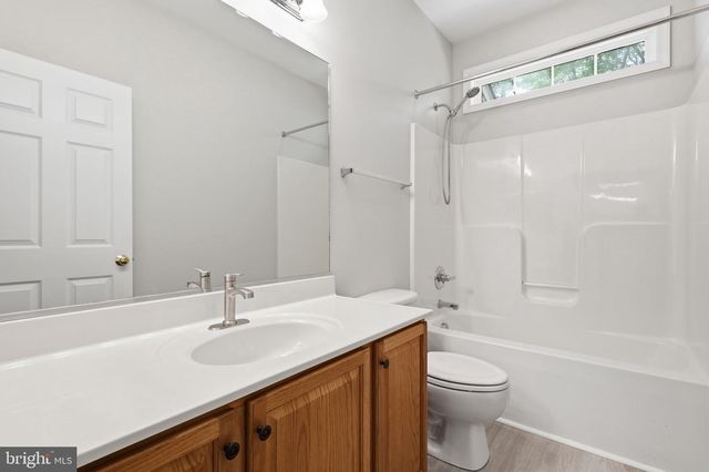 100 SPYGLASS LN, Stafford, VA 22556