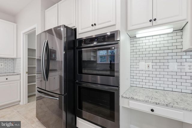 100 SPYGLASS LN, Stafford, VA 22556