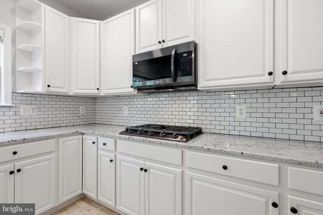 100 SPYGLASS LN, Stafford, VA 22556