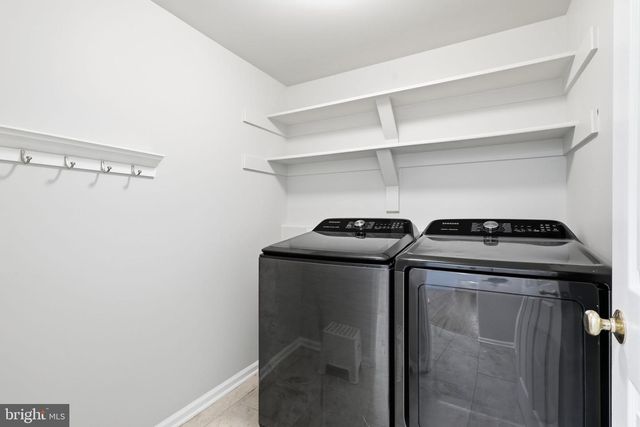 100 SPYGLASS LN, Stafford, VA 22556