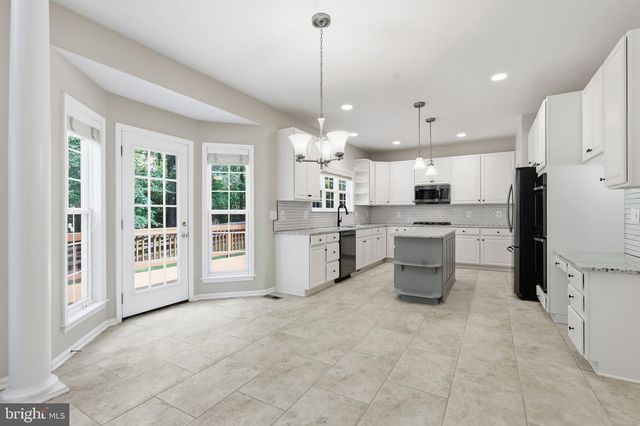 100 SPYGLASS LN, Stafford, VA 22556