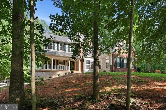 100 SPYGLASS LN, Stafford, VA 22556