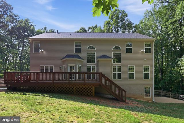 100 SPYGLASS LN, Stafford, VA 22556