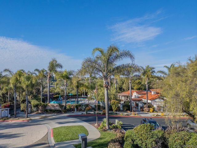 2834 Rancho Pancho, Carlsbad, CA 92009