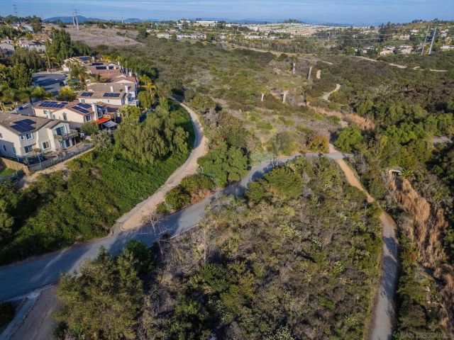 2834 Rancho Pancho, Carlsbad, CA 92009