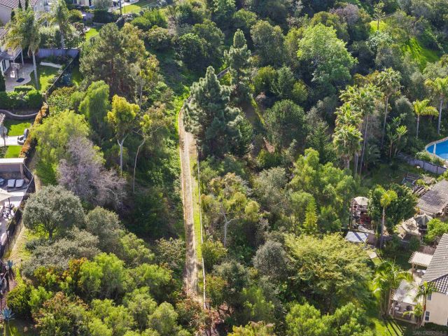 2834 Rancho Pancho, Carlsbad, CA 92009