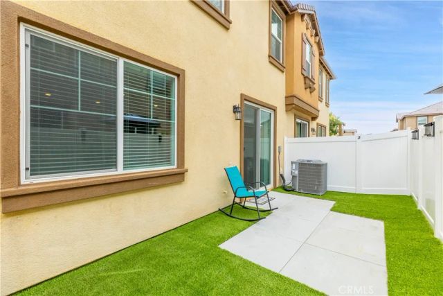 40630 Birchfield Drive 12, Temecula, CA 92591
