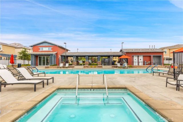 40630 Birchfield Drive 12, Temecula, CA 92591