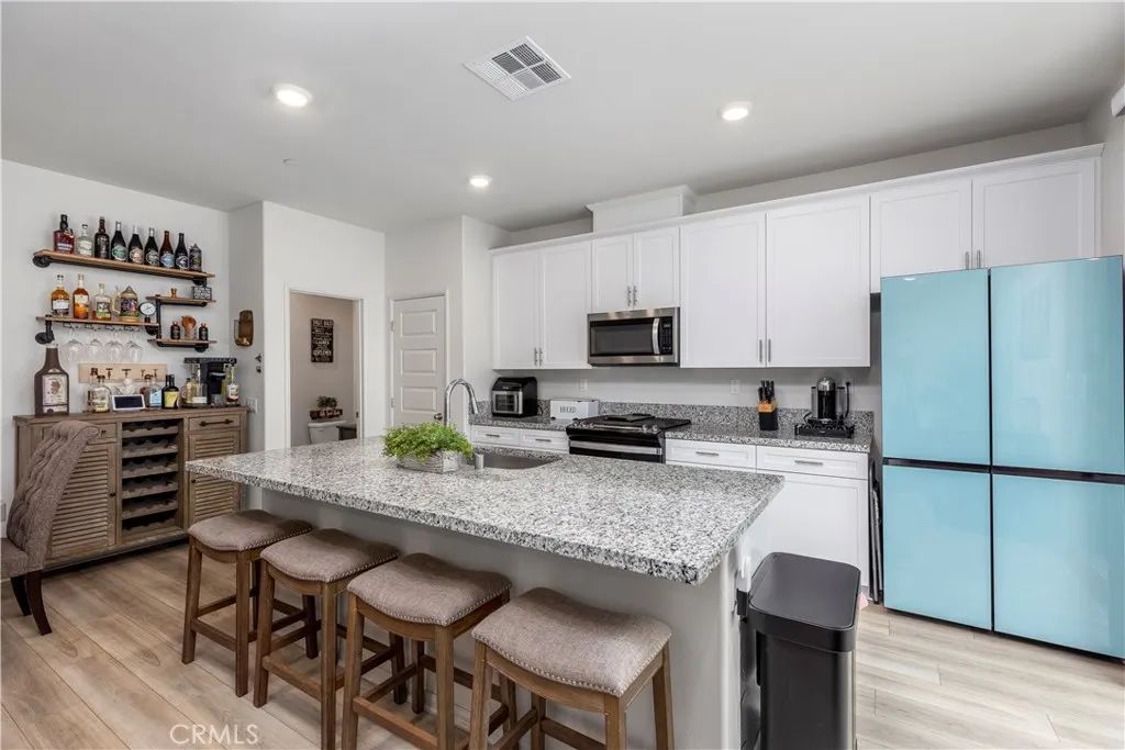 40630 Birchfield Drive 12, Temecula, CA 92591