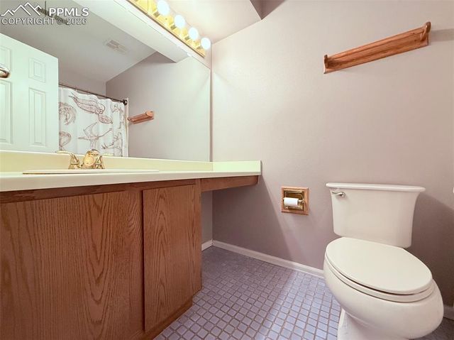 840 Tenderfoot Hill Road 201, Colorado Springs, CO 80906