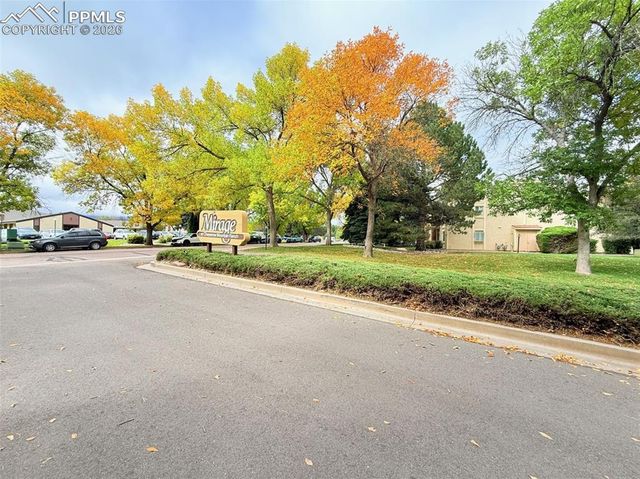 840 Tenderfoot Hill Road 201, Colorado Springs, CO 80906