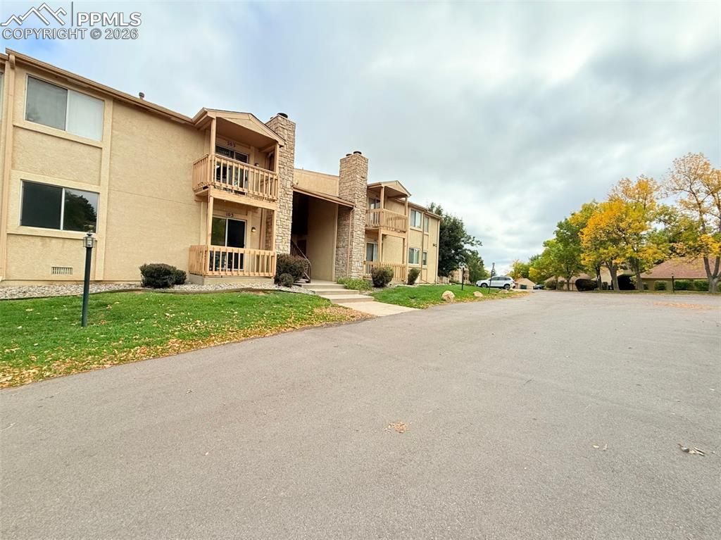 840 Tenderfoot Hill Road 201, Colorado Springs, CO 80906