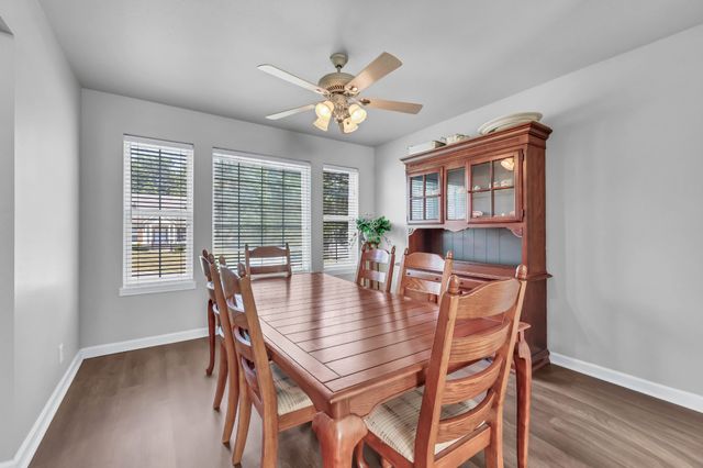 554 Christel Springs Dr, Clarksville, TN 37043