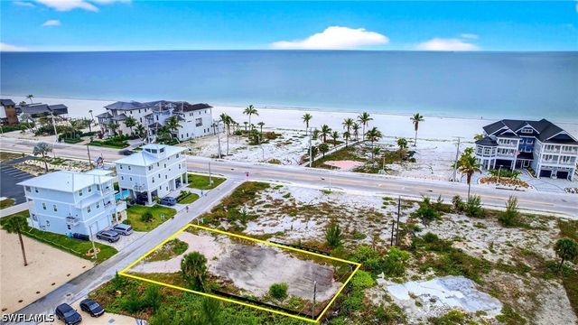 101 Anchorage ST, Fort Myers Beach, FL 33931