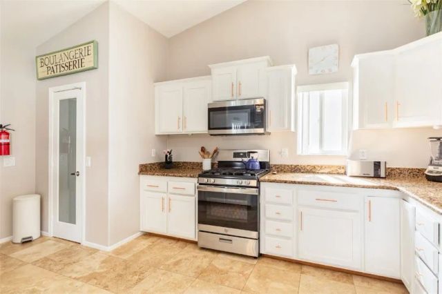 12753 Mountain View Road, Desert Hot Springs, CA 92240