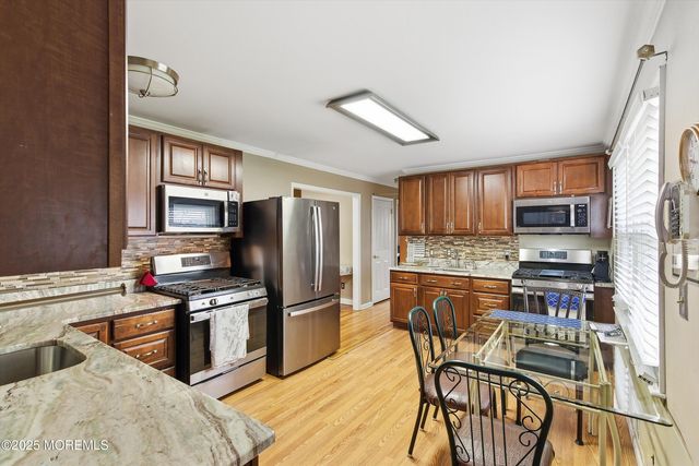 73 E Connecticut, Jackson, NJ 08527