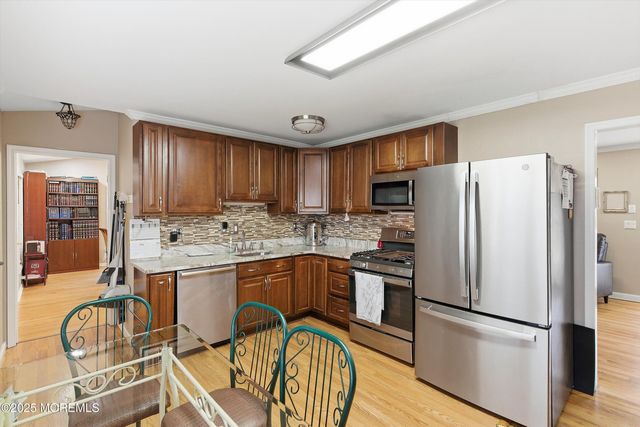 73 E Connecticut, Jackson, NJ 08527