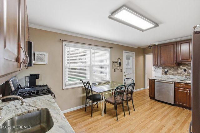 73 E Connecticut, Jackson, NJ 08527