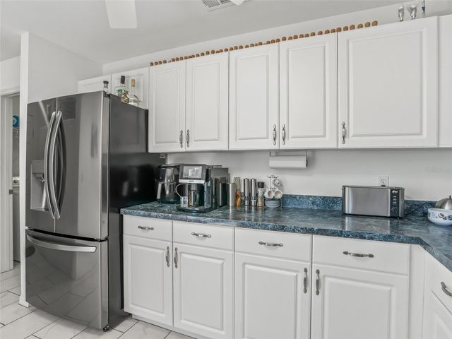 19830 SE 15TH PLACE, Morriston, FL 32668