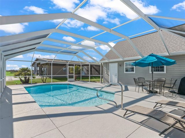 19830 SE 15TH PLACE, Morriston, FL 32668