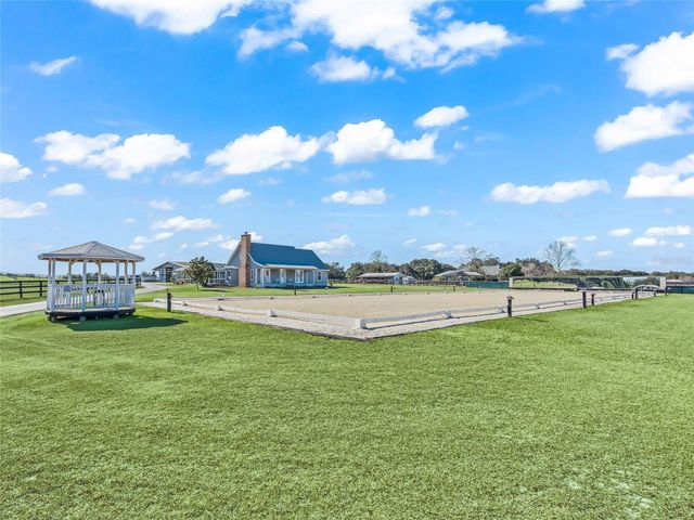 19830 SE 15TH PLACE, Morriston, FL 32668