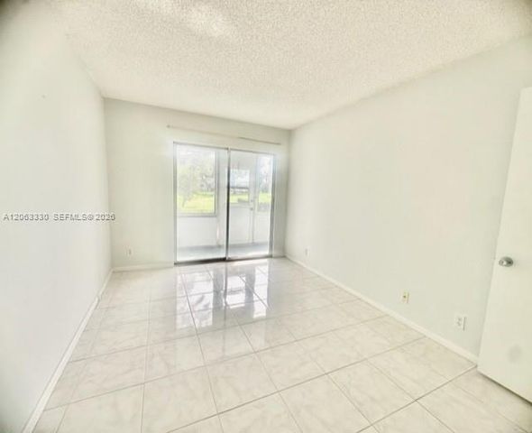 801 SW 133rd Terrace 105K, Pembroke Pines, FL 33027