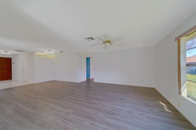 8701 40TH LANE N, Pinellas Park, FL 33782