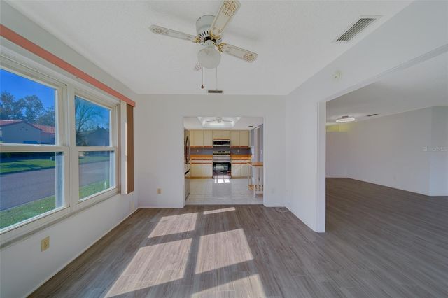 8701 40TH LANE N, Pinellas Park, FL 33782