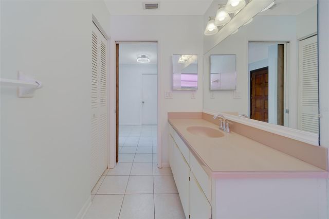 8701 40TH LANE N, Pinellas Park, FL 33782