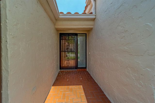 8701 40TH LANE N, Pinellas Park, FL 33782