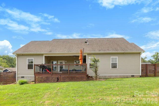 8 Vedder Way, Swannanoa, NC 28778