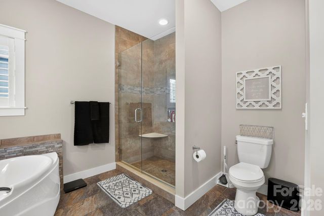 8 Vedder Way, Swannanoa, NC 28778