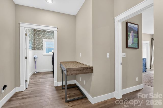 8 Vedder Way, Swannanoa, NC 28778