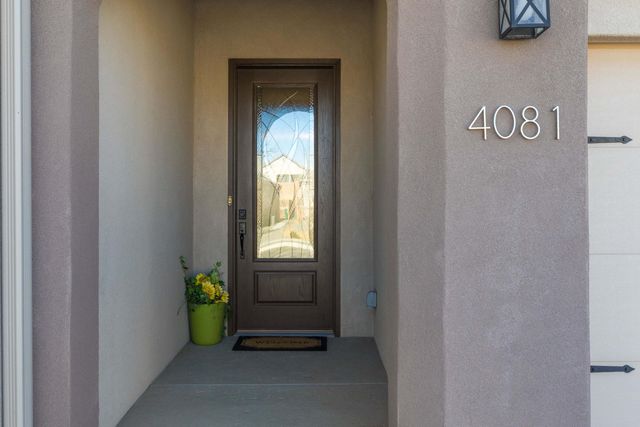 4081 Mountain Trail Loop NE, Rio Rancho, NM 87144