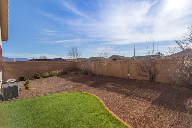 4081 Mountain Trail Loop NE, Rio Rancho, NM 87144