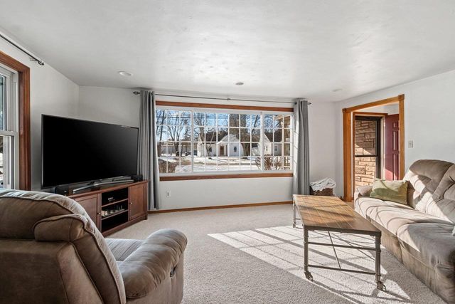 2216 GLENDALE AVENUE, Green Bay, WI 54303