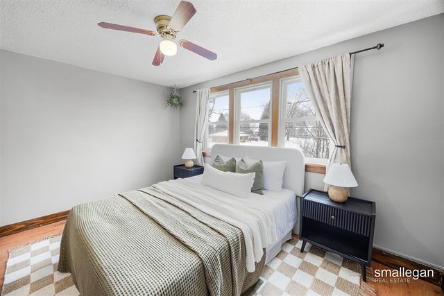 2629 Miller Avenue, Walker, MI 49544