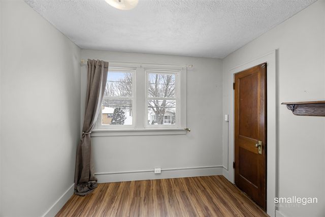 2629 Miller Avenue, Walker, MI 49544