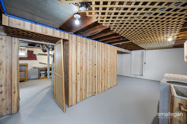 2629 Miller Avenue, Walker, MI 49544