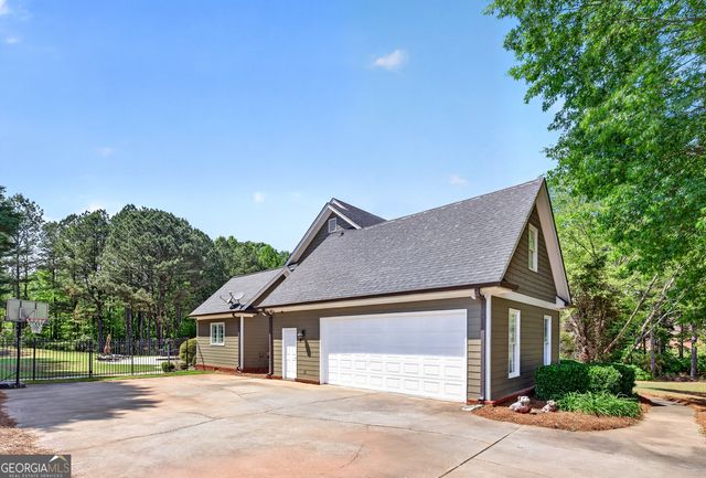 301 Hutchinson Farms Road, Griffin, GA 30224