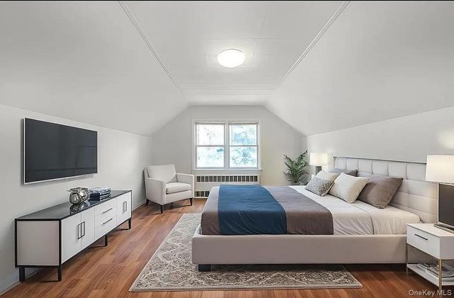 80-15B 168th Street, Jamaica Estates, NY 11432
